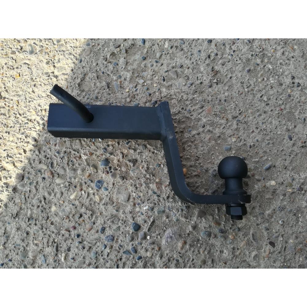 Переходник фаркопа в квадрат 50x50 с занижением 150 мм. (шар черный 50мм.)